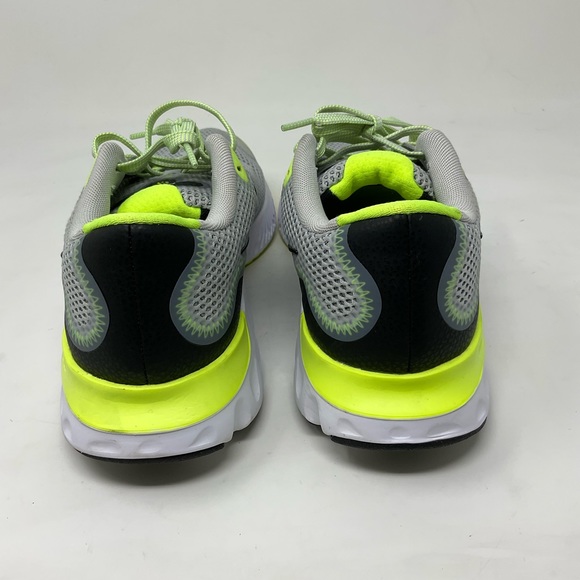 Nike Renew Run Grey Black White Green CW7437-006 Size 7 Men's, 9.5 Women's Wide - Picture 4 of 7